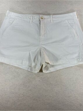 American Eagle Women’s Midi Stretch Low Rise White Shorts NWT Size 18 34W